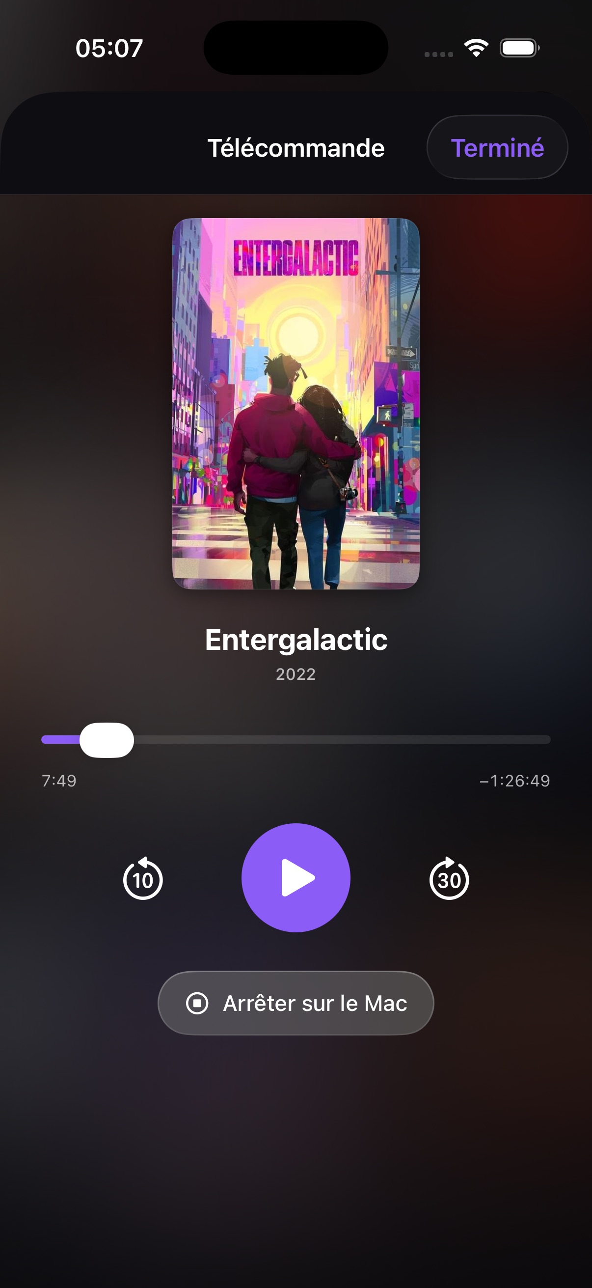 La télécommande : le film joué sur le Mac, avec son affiche, sa position et les commandes de lecture